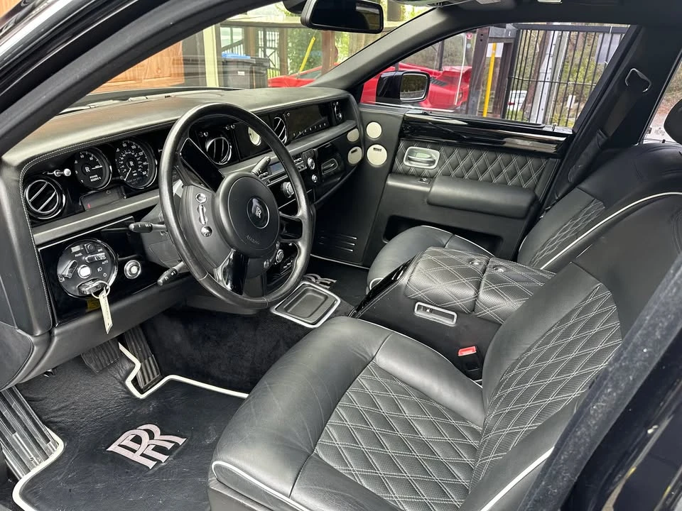 2005 Rolls-Royce Phantom VII - Image 2 of 12