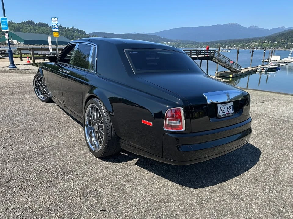 2005 Rolls-Royce Phantom VII - Image 8 of 12