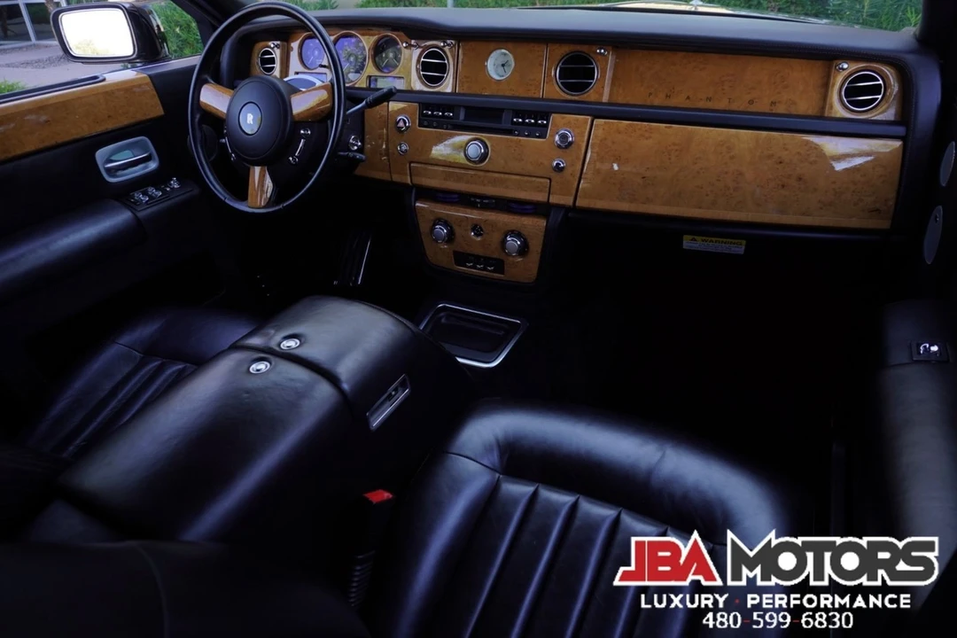 2005 Rolls-Royce Phantom VII - Image 8 of 12