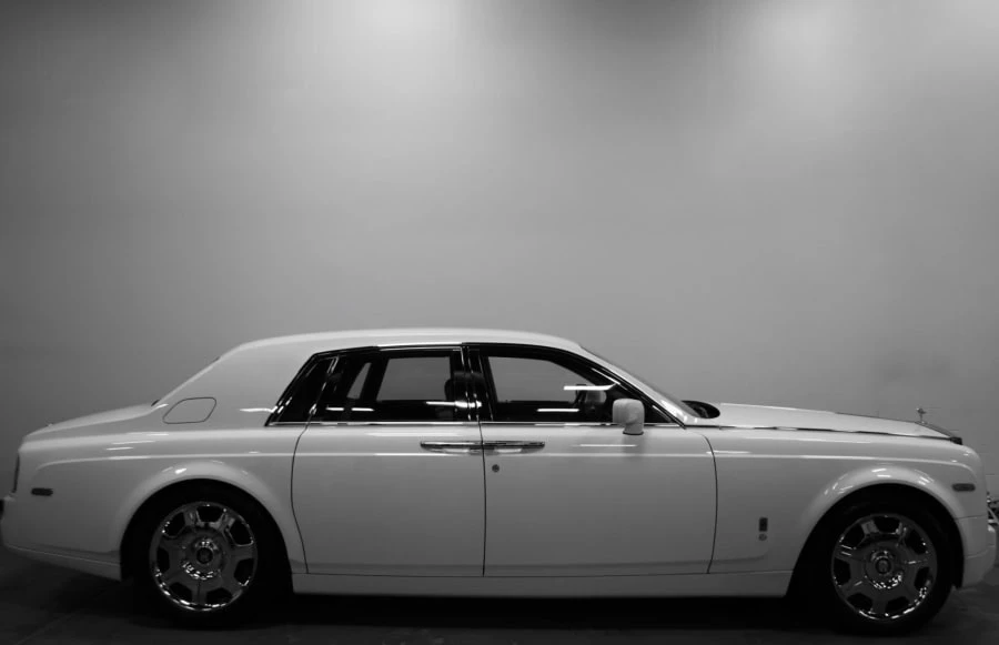 2005 Rolls-Royce Phantom VII - Image 2 of 8