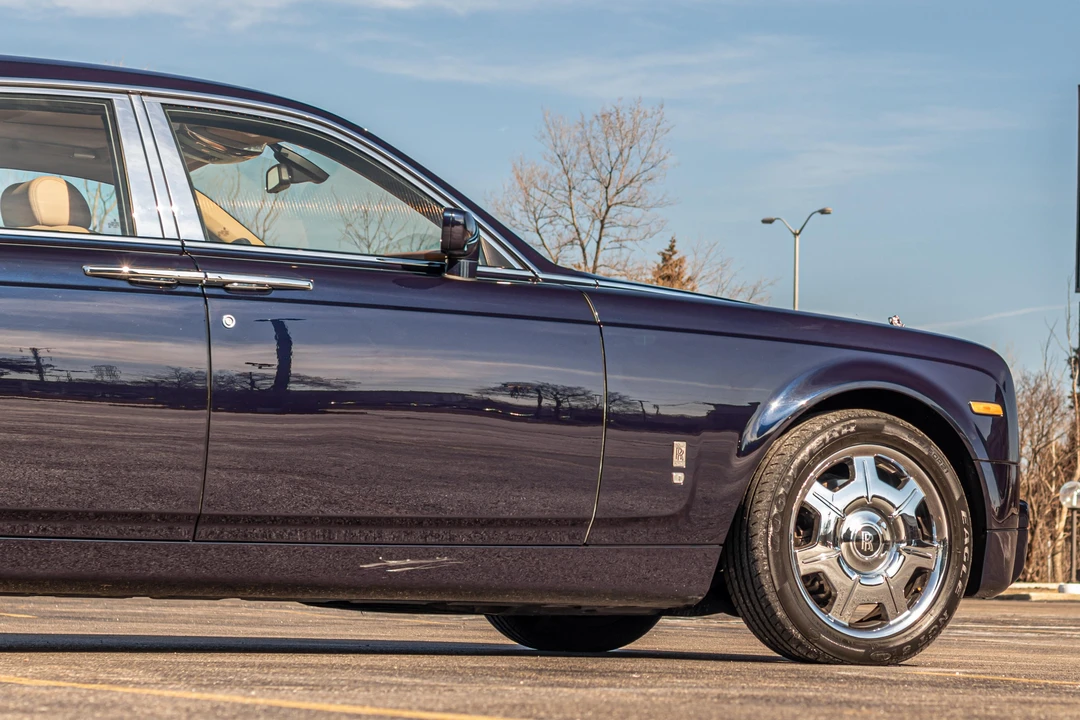 2005 Rolls-Royce Phantom VII - Image 28 of 31