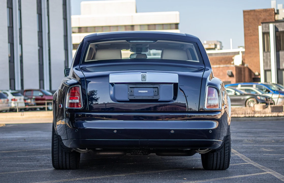 2005 Rolls-Royce Phantom VII - Image 9 of 31