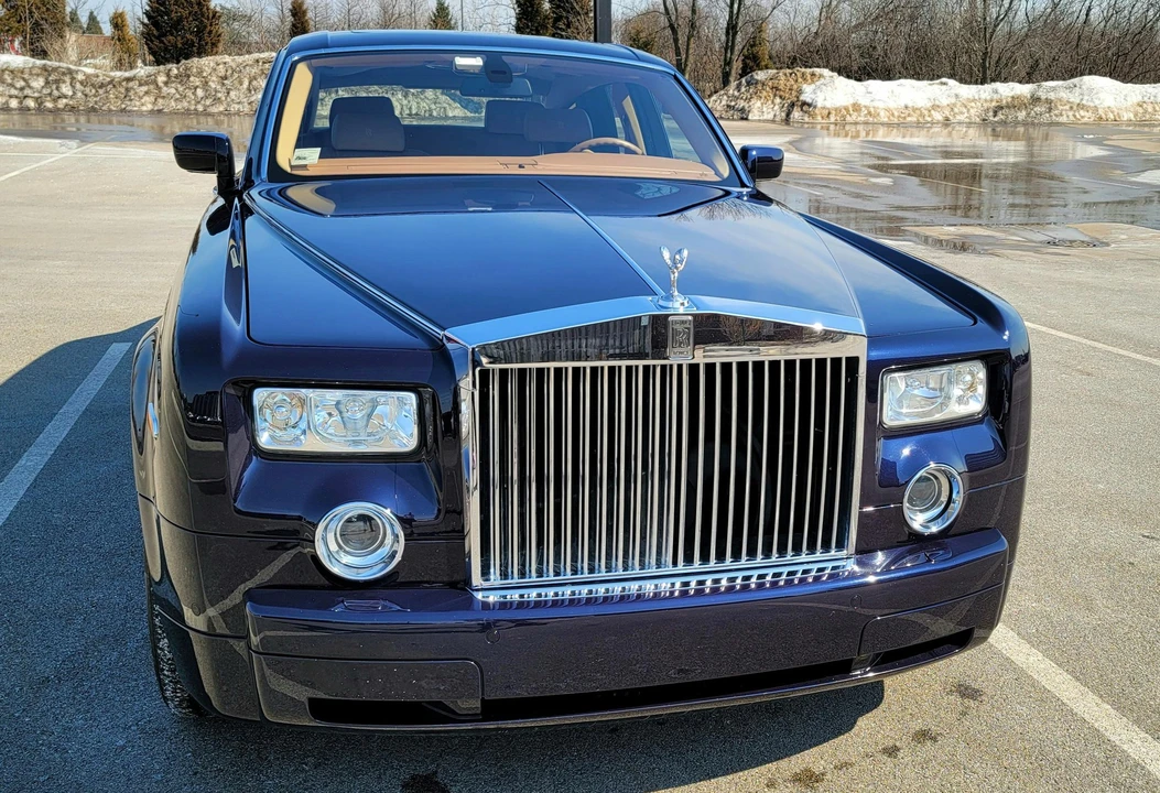 2005 Rolls-Royce Phantom VII - Image 2 of 31
