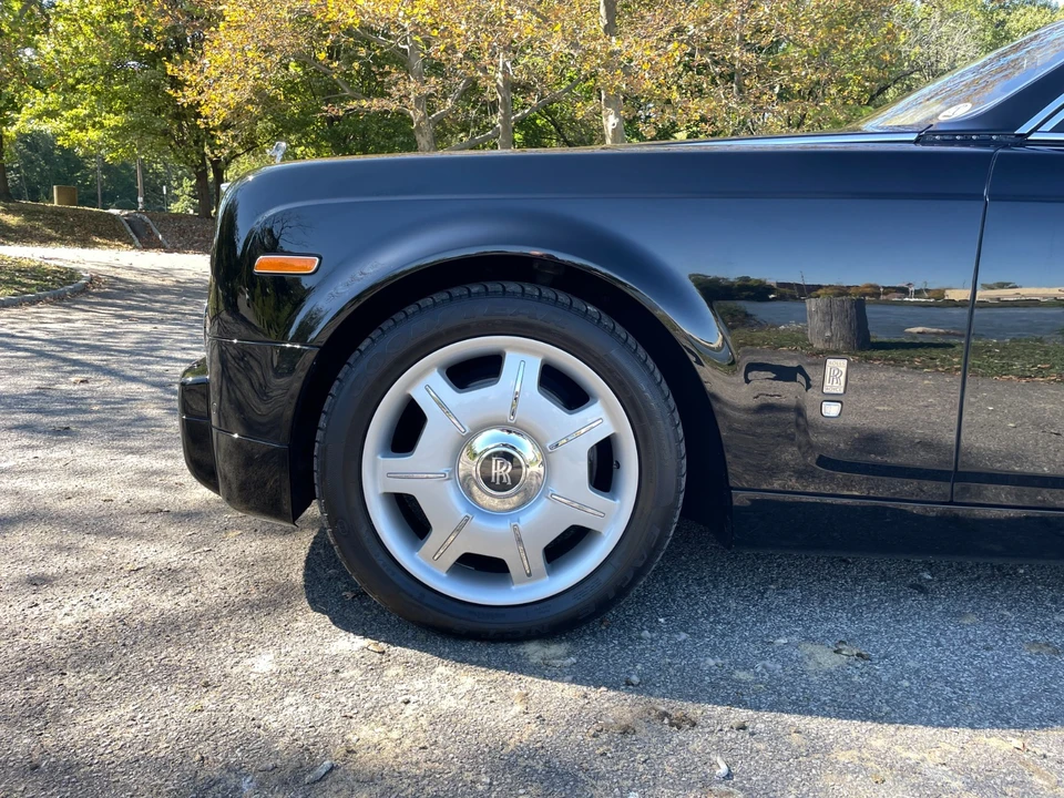 2005 Rolls-Royce Phantom VII - Image 15 of 31