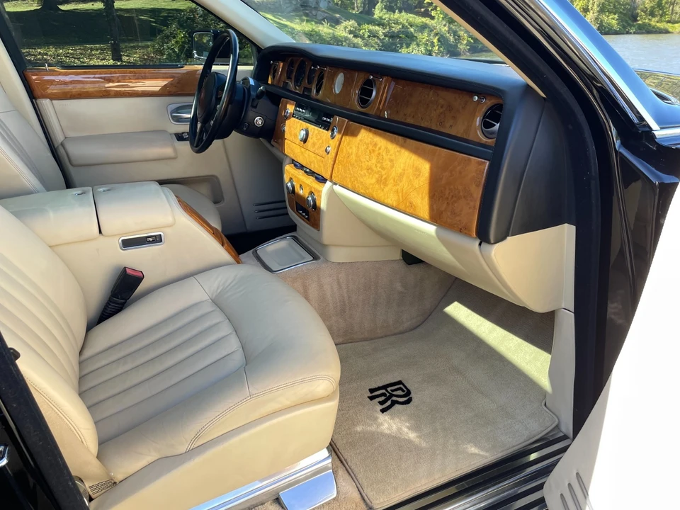 2005 Rolls-Royce Phantom VII - Image 31 of 31