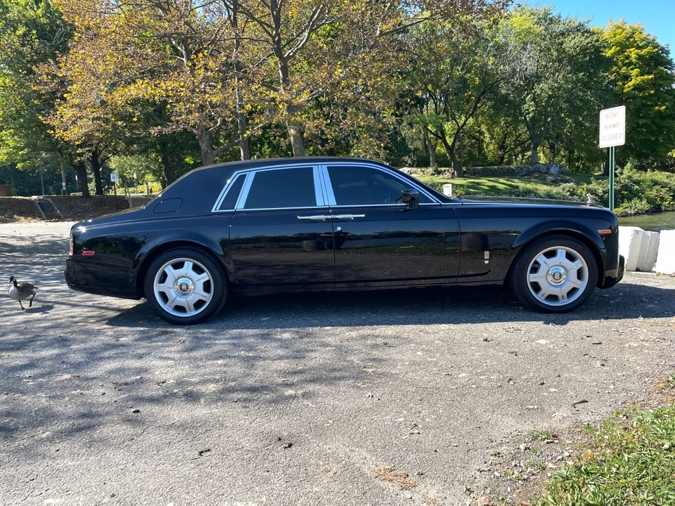 2005 Rolls-Royce Phantom VII - Image 22 of 31