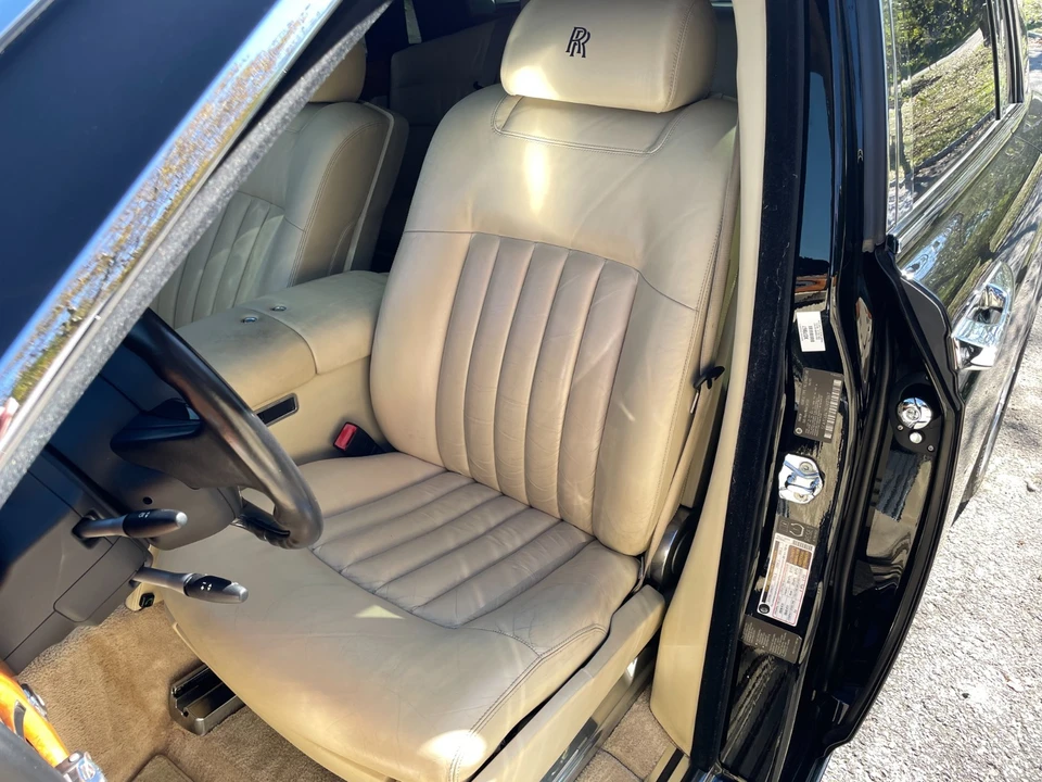 2005 Rolls-Royce Phantom VII - Image 17 of 31