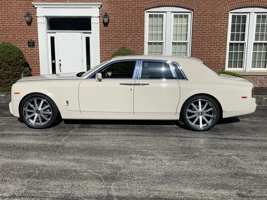 2005 Rolls-Royce Phantom VII - Image 2 of 10