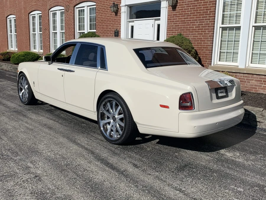 2005 Rolls-Royce Phantom VII - Image 3 of 10