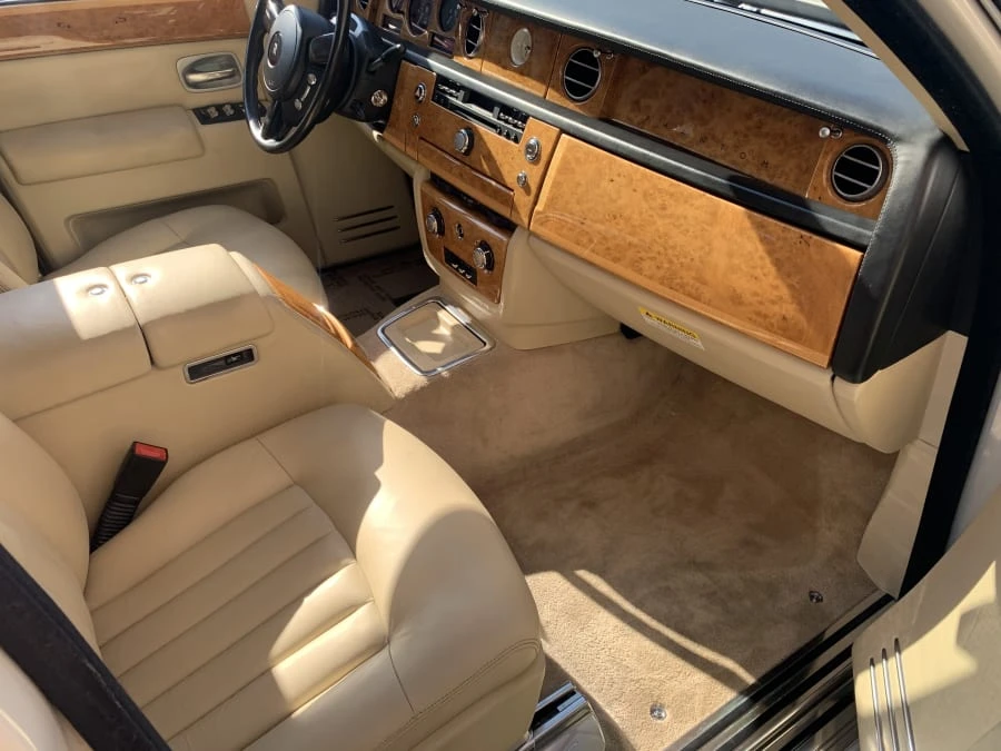 2005 Rolls-Royce Phantom VII - Image 6 of 10