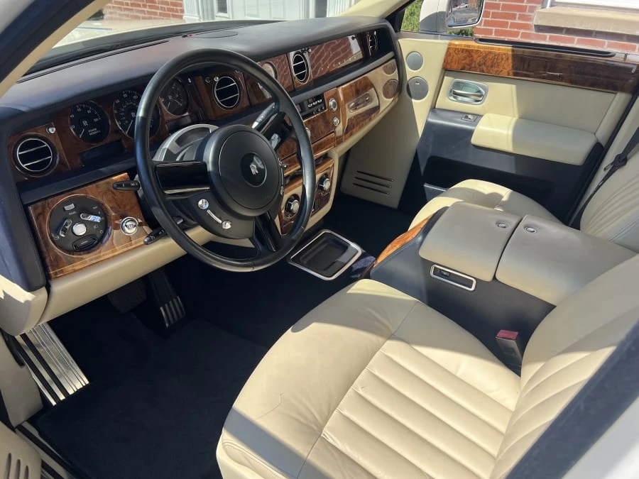2005 Rolls-Royce Phantom VII - Image 6 of 14