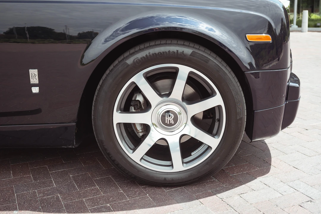 2005 Rolls-Royce Phantom VII - Image 22 of 31