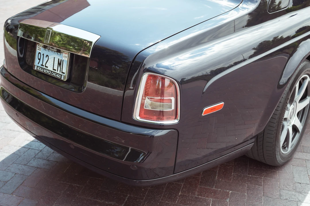 2005 Rolls-Royce Phantom VII - Image 14 of 31