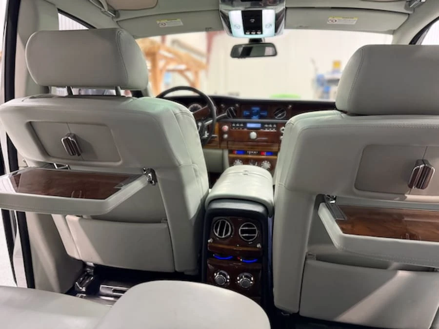 2005 Rolls-Royce Phantom VII - Image 13 of 18