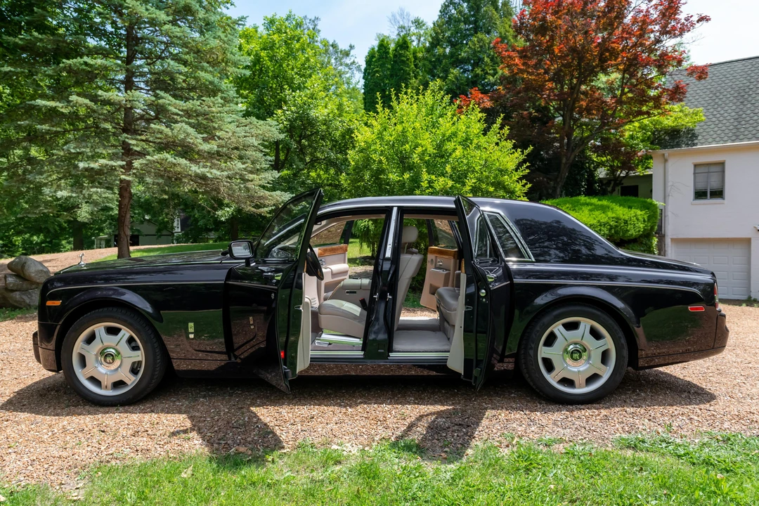 2005 Rolls-Royce Phantom VII - Image 3 of 31