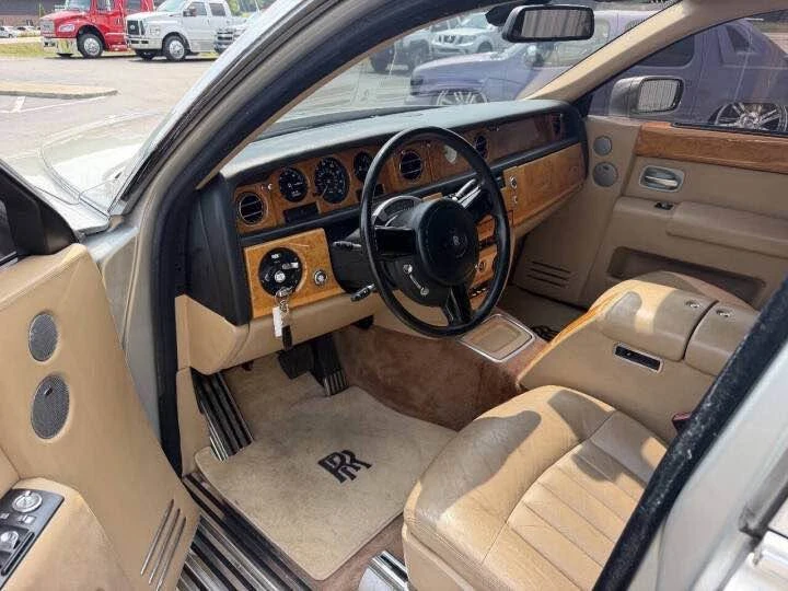 2005 Rolls-Royce Phantom VII - Image 8 of 11