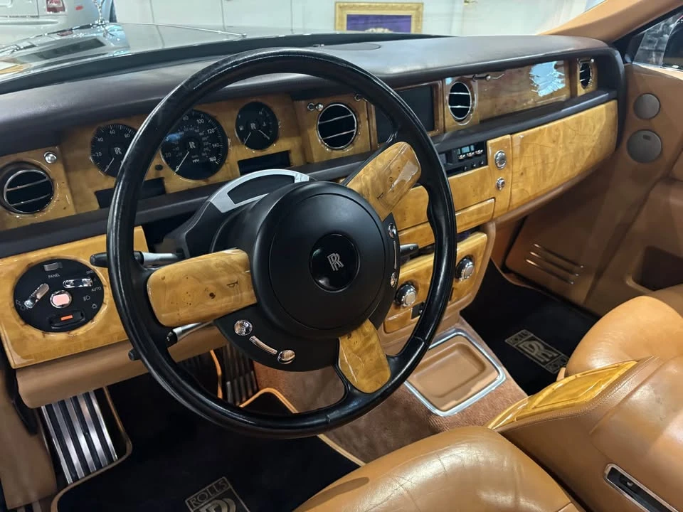 2005 Rolls-Royce Phantom VII - Image 11 of 13