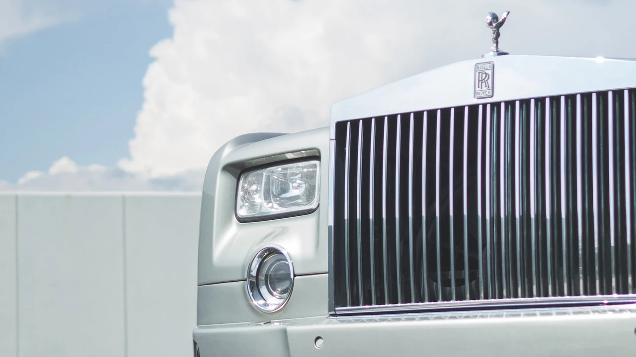 2005 Rolls-Royce Phantom VII - Image 15 of 23