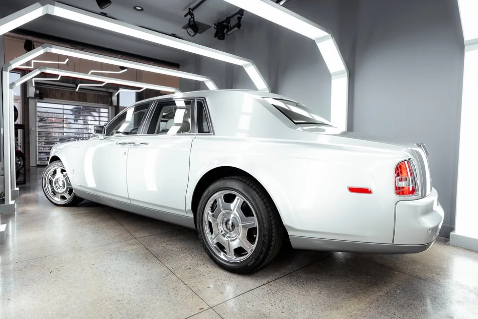 2005 Rolls-Royce Phantom VII - Image 7 of 17