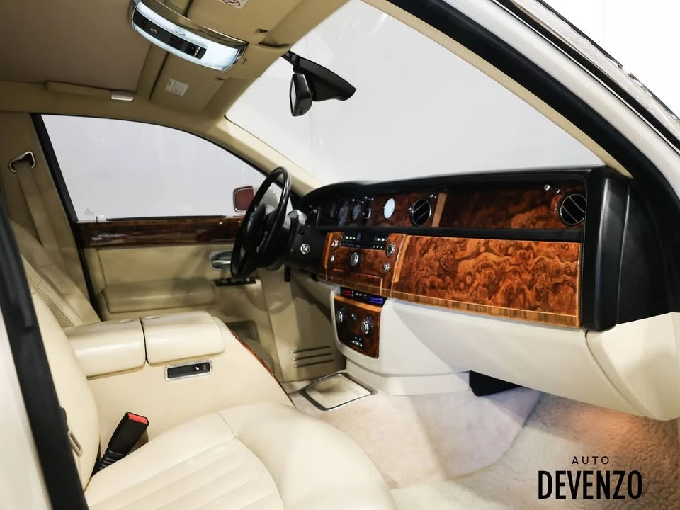 2005 Rolls-Royce Phantom VII - Image 7 of 20