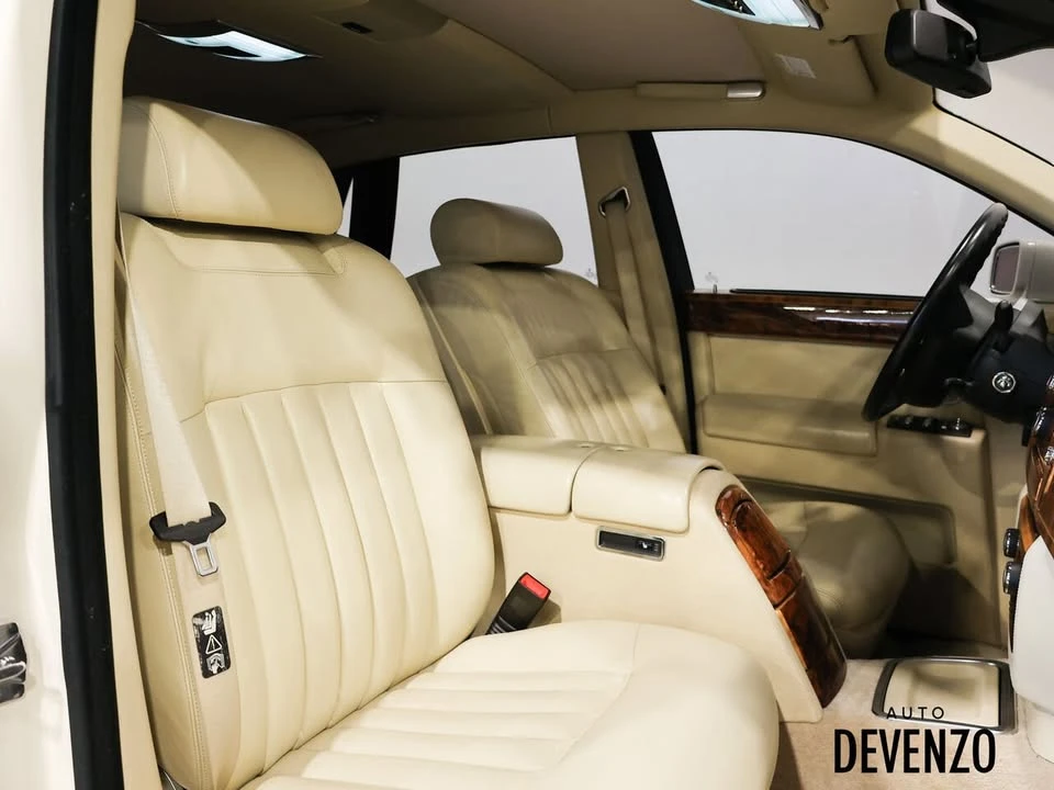 2005 Rolls-Royce Phantom VII - Image 9 of 20