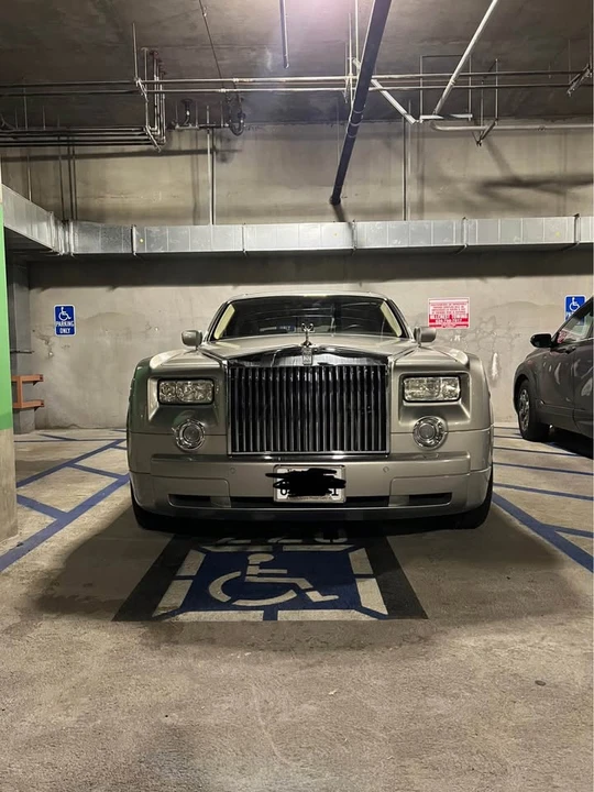 2005 Rolls-Royce Phantom VII - Image 3 of 7