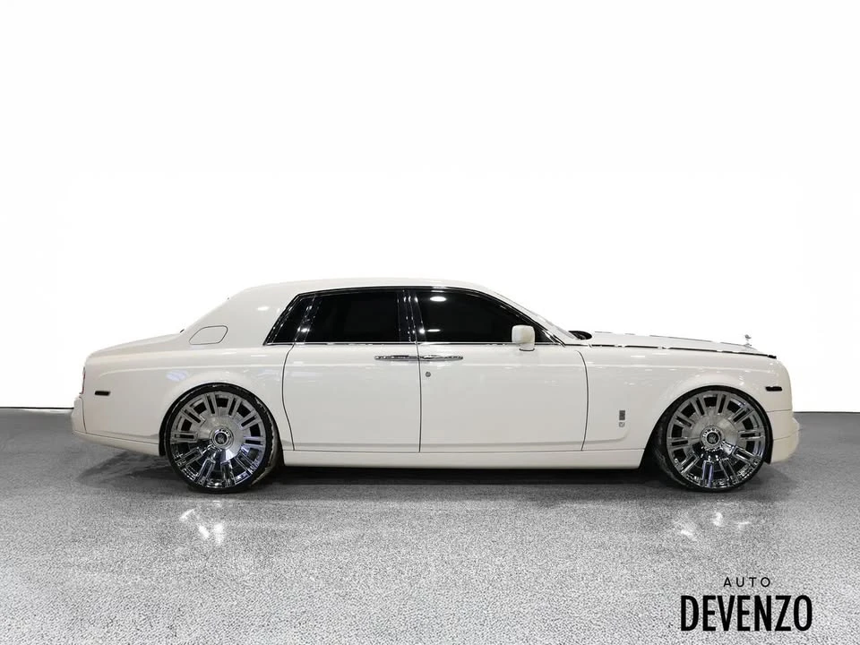 2005 Rolls-Royce Phantom VII - Image 2 of 20