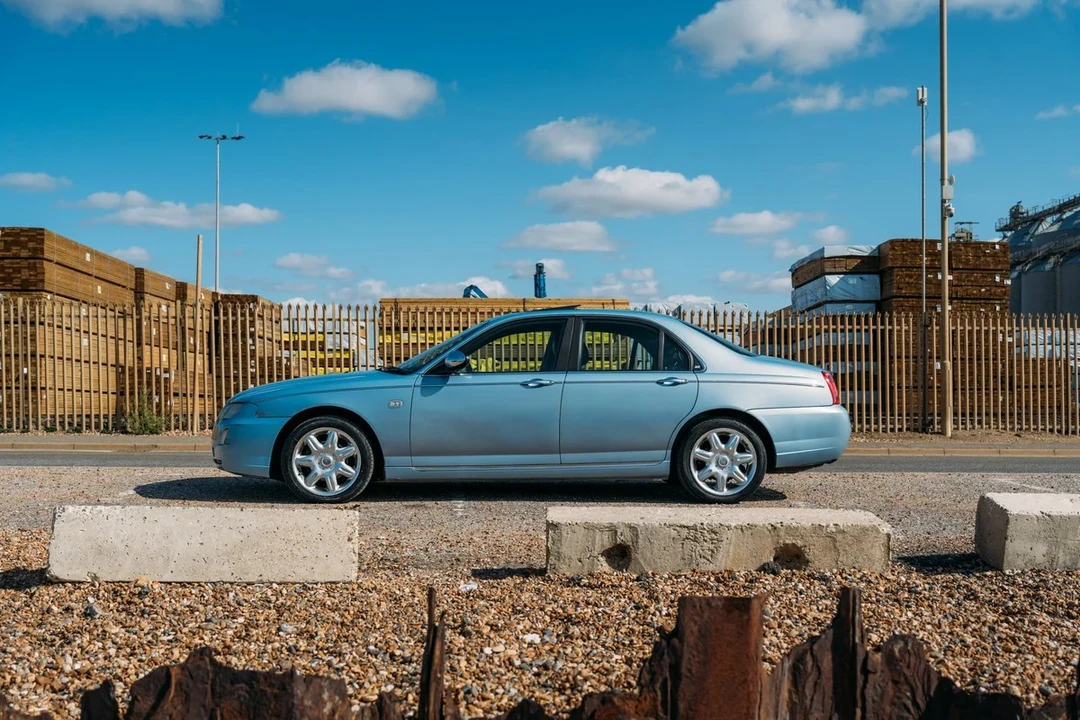 2005 Rover - Image 27 of 30