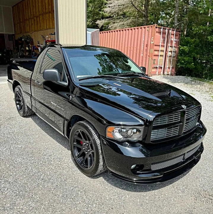 2005 Dodge Ram SRT-10 3rd Gen - Image 5 of 9