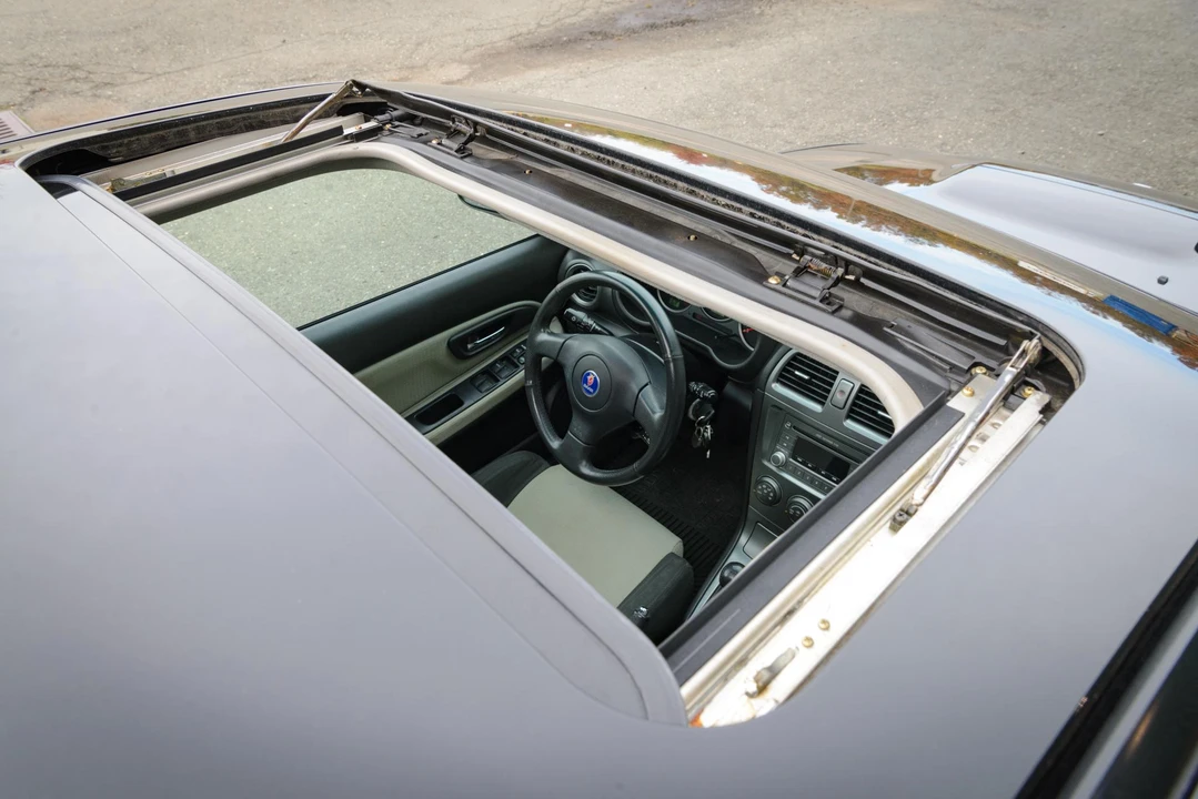 2005 Saab 9-2X - Image 26 of 31