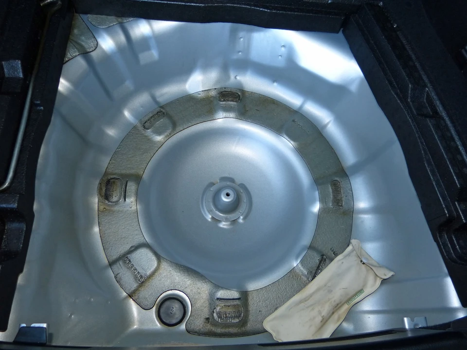 2005 Saab 9-2X - Image 21 of 21