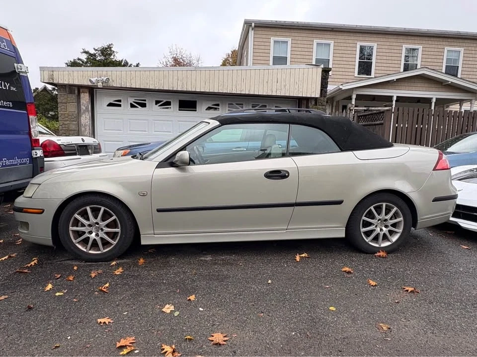 2005 Saab 9-3 2nd Gen - Image 2 of 8
