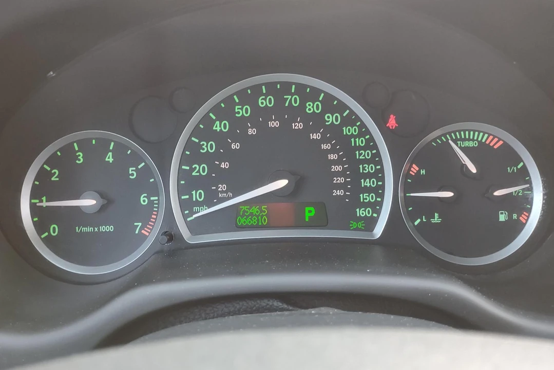 2005 Saab 9-3 2nd Gen - Image 25 of 31