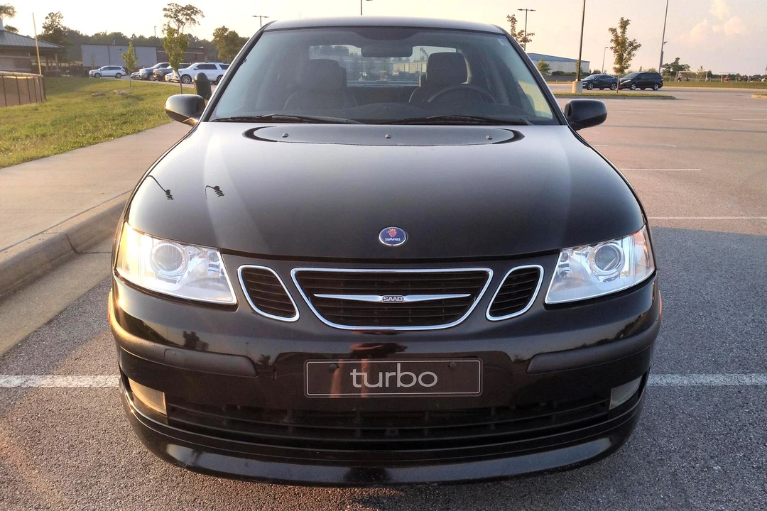 2005 Saab 9-3 2nd Gen - Image 2 of 31