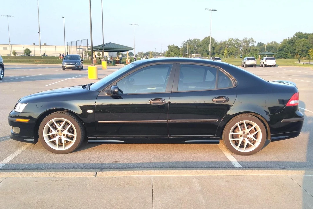 2005 Saab 9-3 2nd Gen - Image 3 of 31