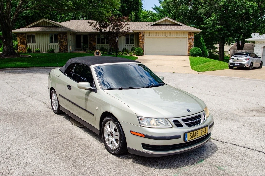 2005 Saab 9-3 2nd Gen - Image 2 of 30
