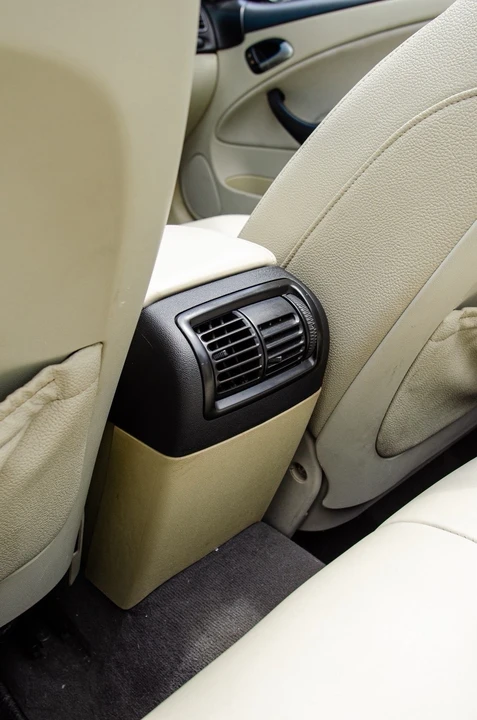 2005 Saab 9-3 2nd Gen - Image 23 of 30