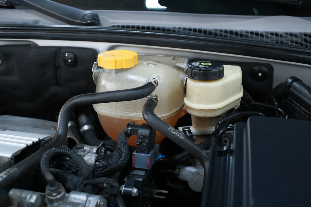 2005 Saab 9-3 2nd Gen - Image 13 of 21
