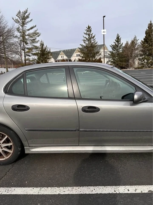 2005 Saab 9-3 2nd Gen - Image 5 of 13