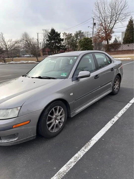 2005 Saab 9-3 2nd Gen - Image 2 of 13