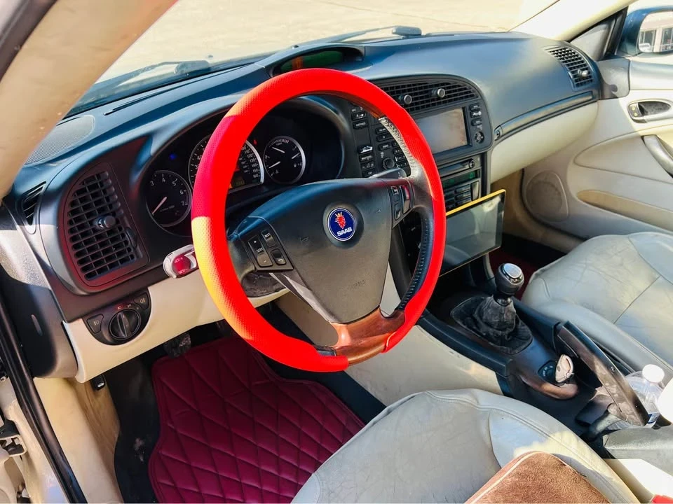 2005 Saab 9-4X - Image 14 of 19
