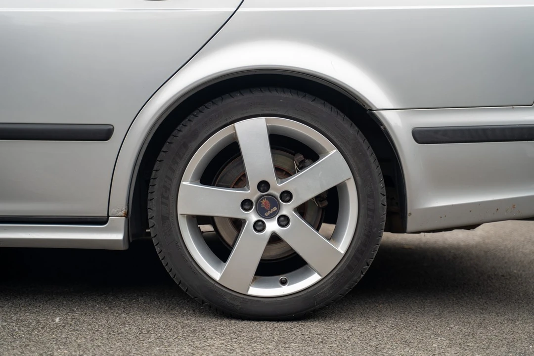 2005 Saab 9-5 1st Gen - Image 11 of 30