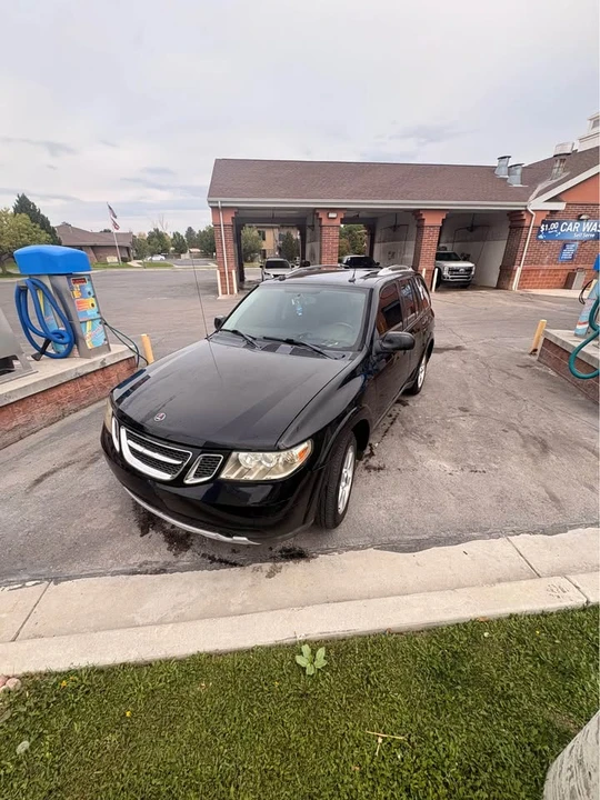 2005 Saab - Image 3 of 9
