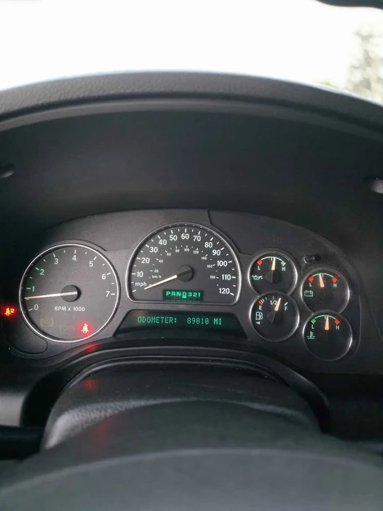 2005 Saab - Image 9 of 10