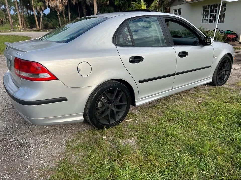 2005 Saab 9-3 2nd Gen - Image 2 of 11