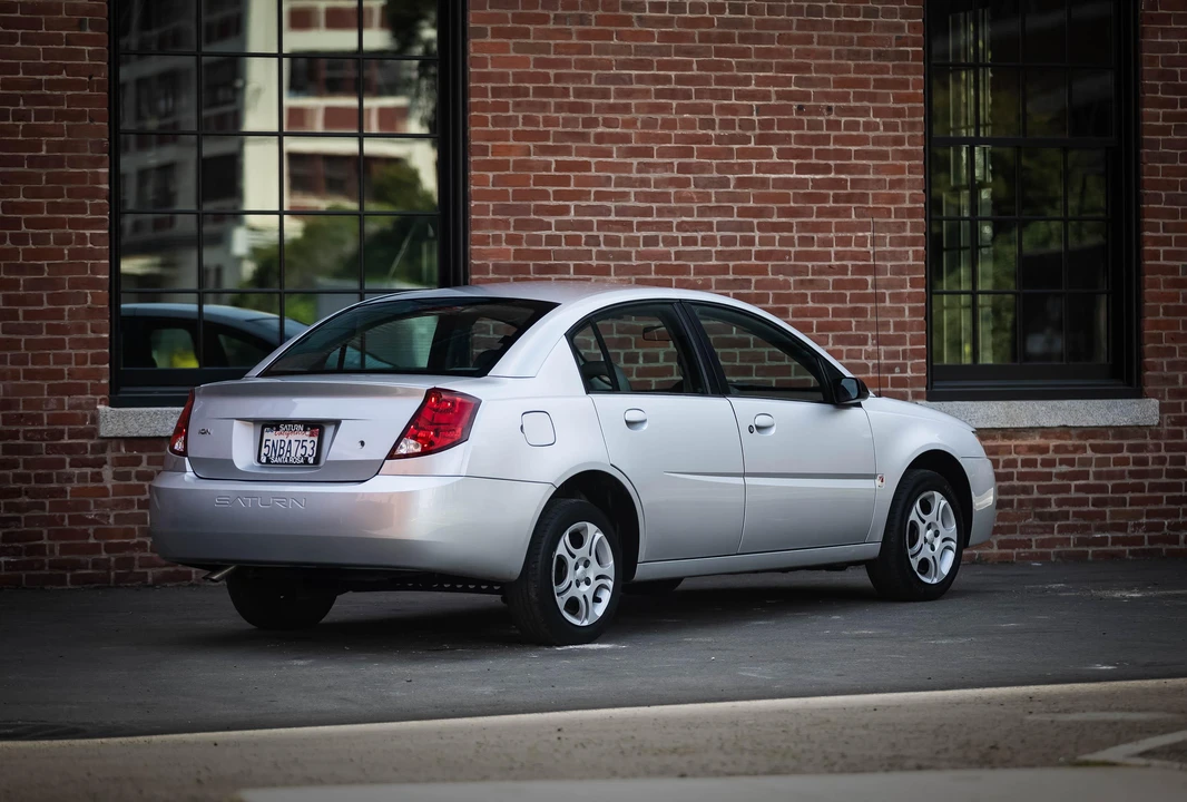 2005 Saturn Ion - Image 29 of 31