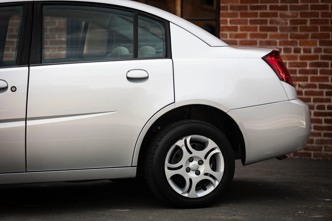 2005 Saturn Ion - Image 14 of 31