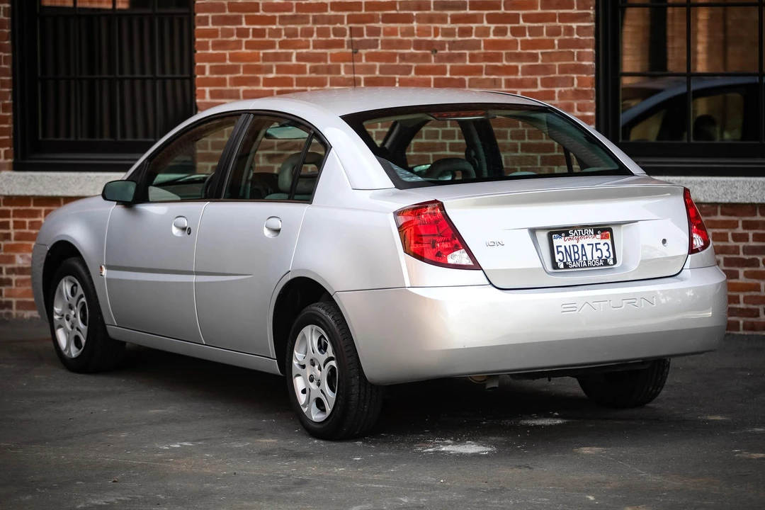 2005 Saturn Ion - Image 4 of 31