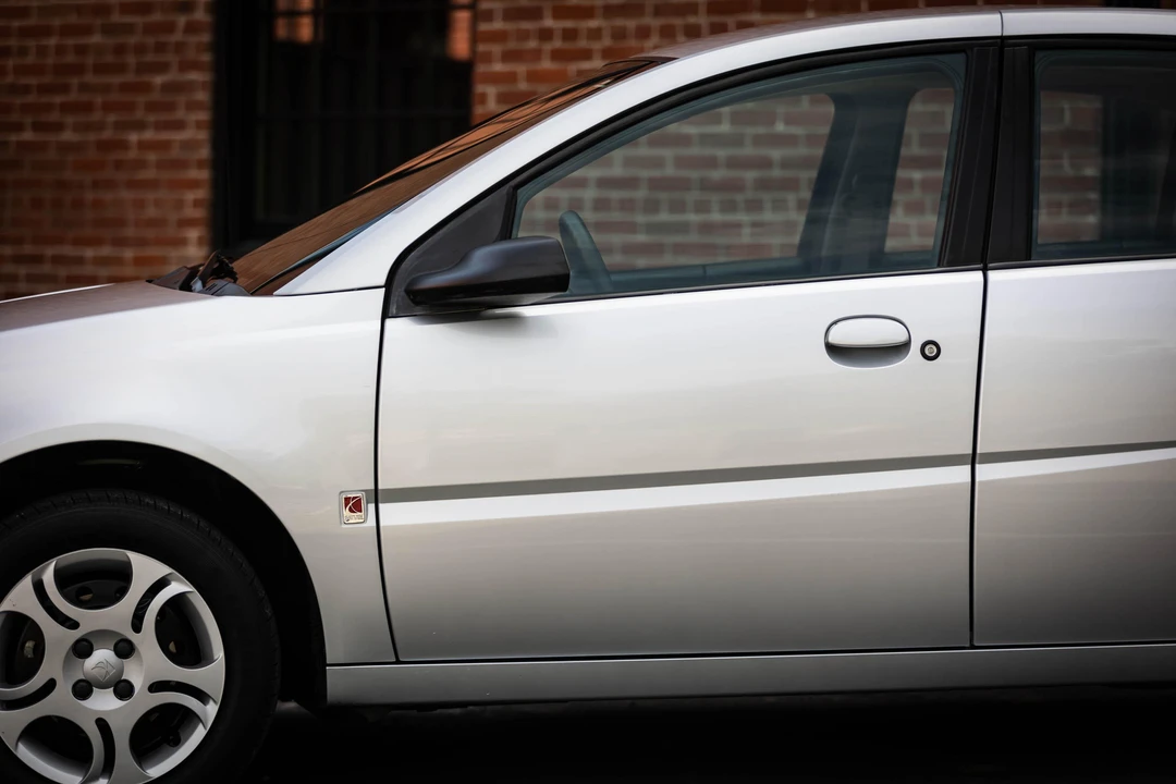 2005 Saturn Ion - Image 12 of 31