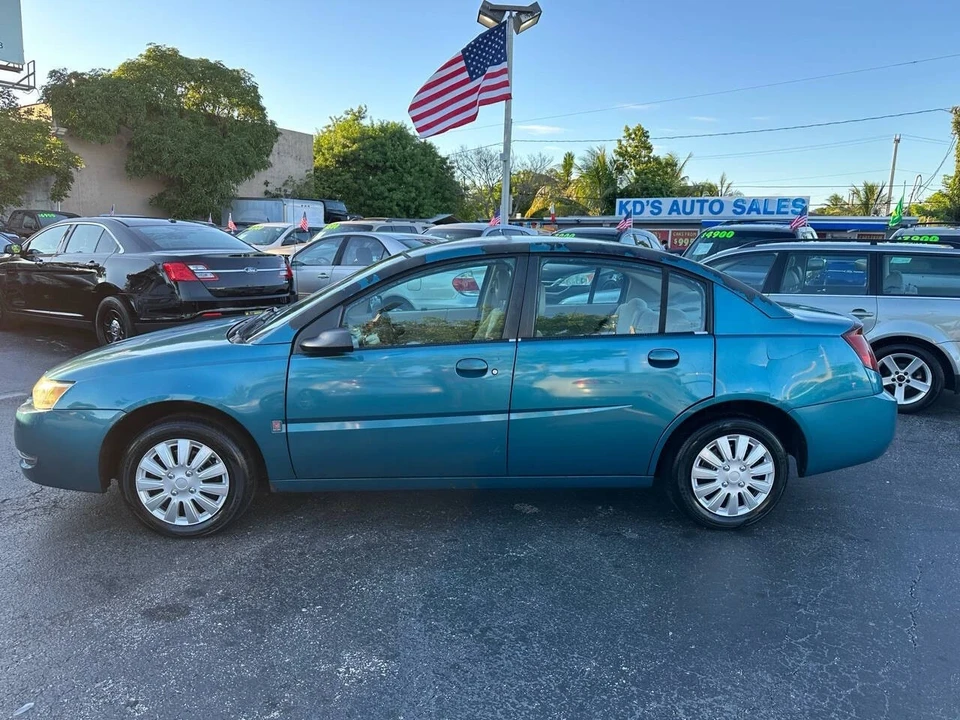 2005 Saturn Ion - Image 3 of 12